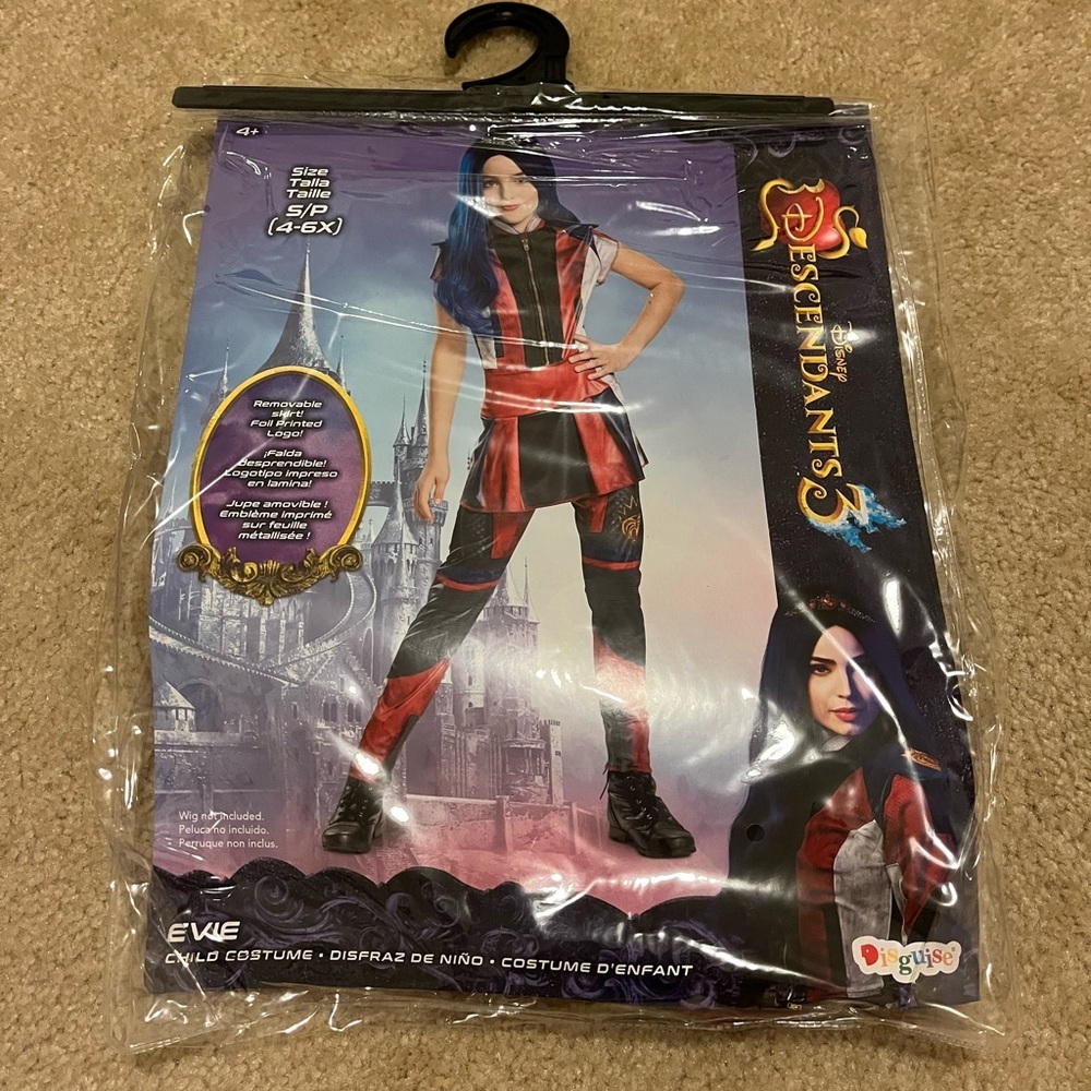 Descendants 3 Evie costume